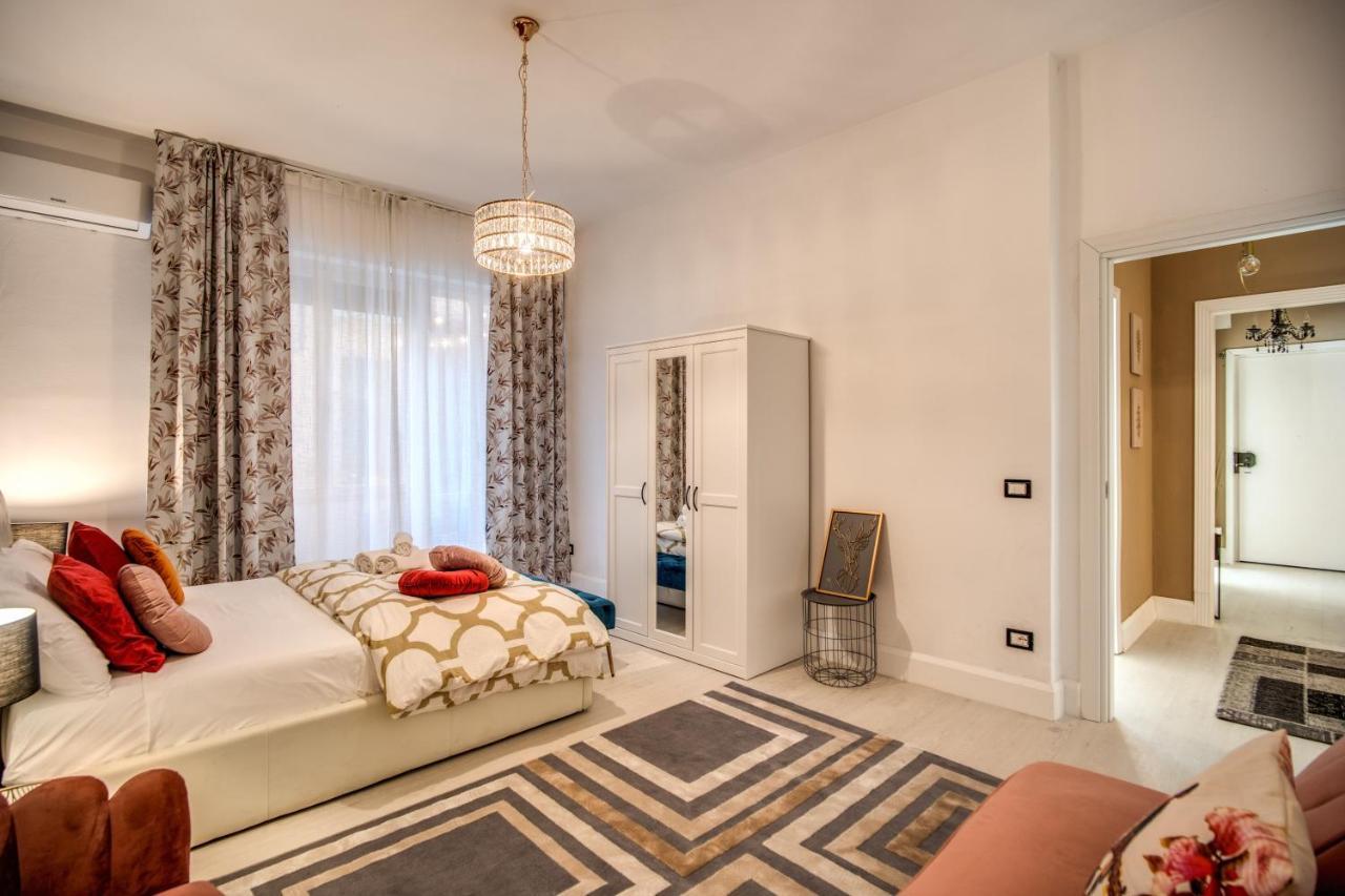 Aweshomeitaly - White Mirrors Apartment 피사 외부 사진