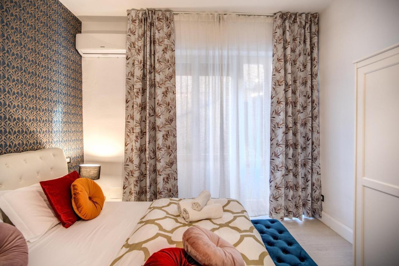 Aweshomeitaly - White Mirrors Apartment 피사 외부 사진