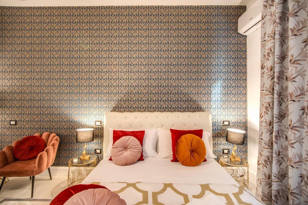 Aweshomeitaly - White Mirrors Apartment 피사 외부 사진